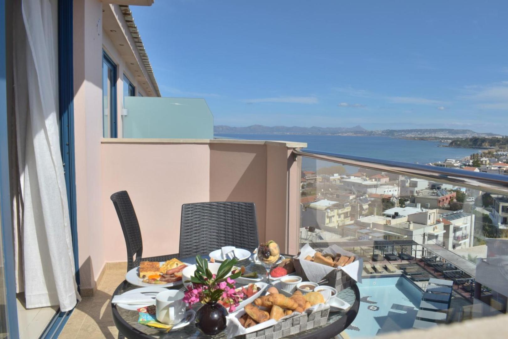 Galini Sea View Hotel Agia Marina Exterior foto